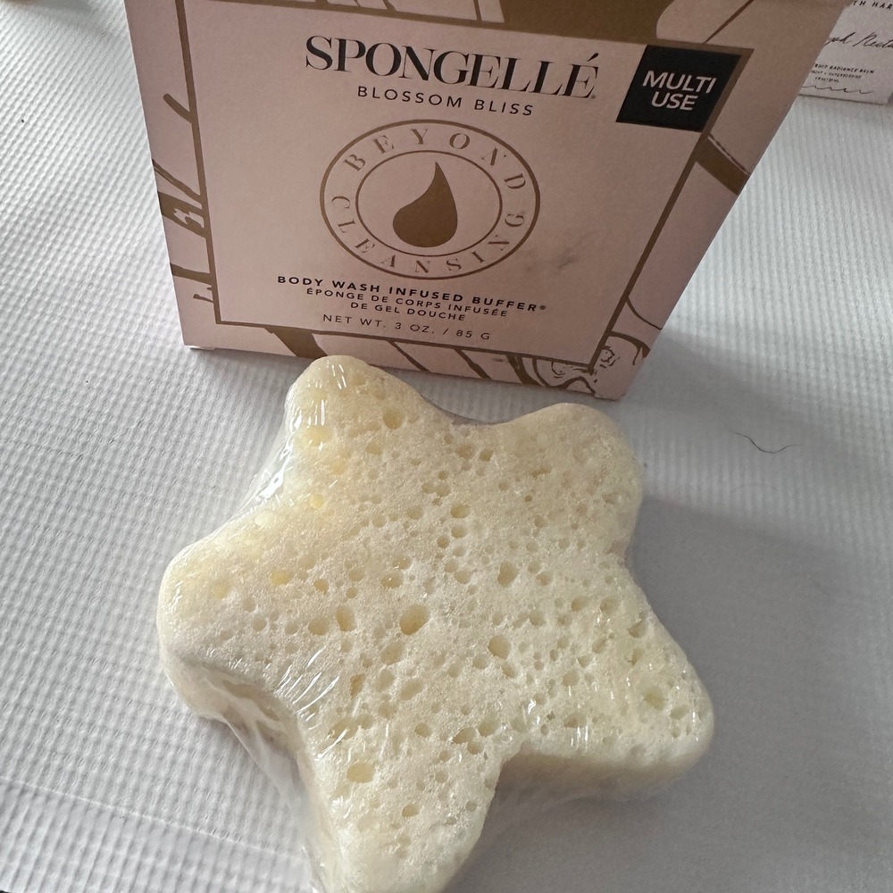 Spongelle BLOSSOM BLISS Infused Body Buffer Sponge New